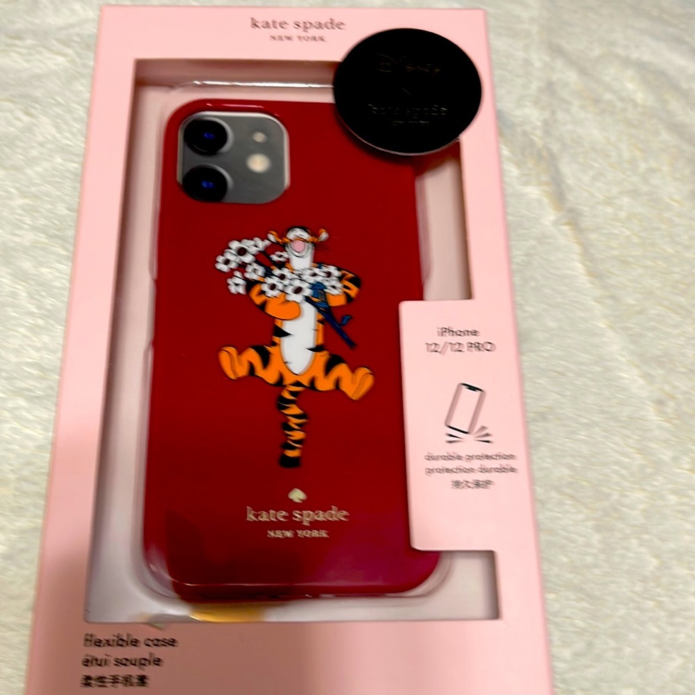 New Kate spade Disney iPhone 12/ 12 Pro Retired Red tigger phone case.